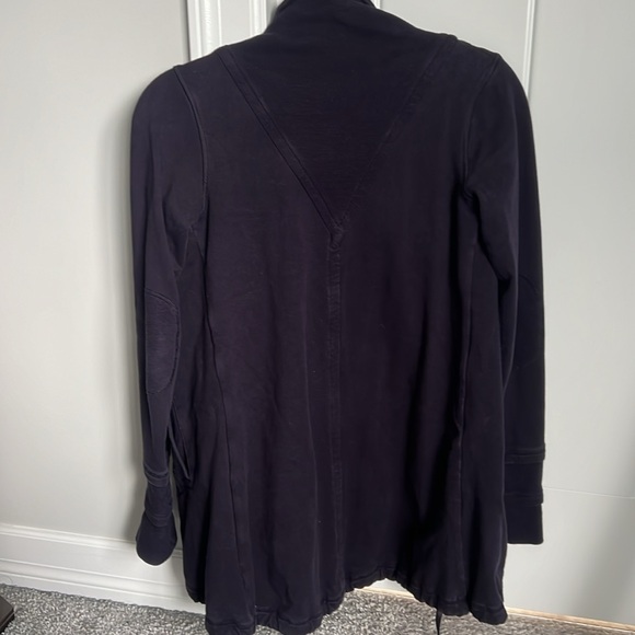 Navy button up sweater - Picture 4 of 7